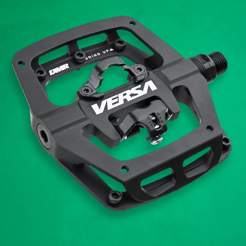 DMR Versa Pedal in Black-3